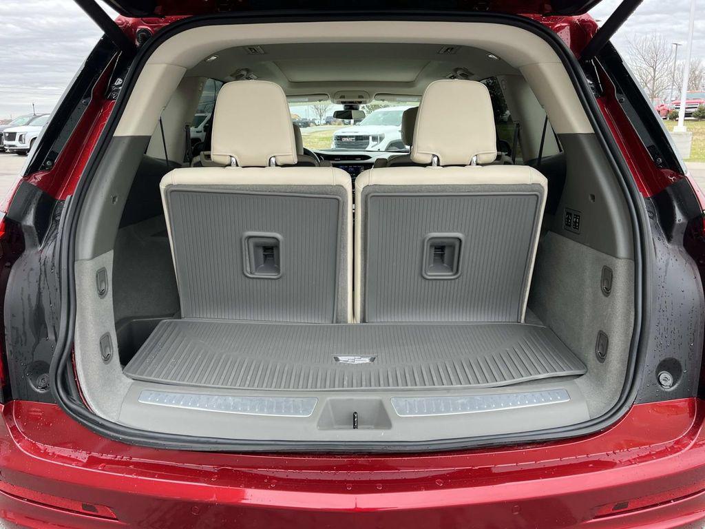 used 2024 Cadillac XT6 car, priced at $47,590