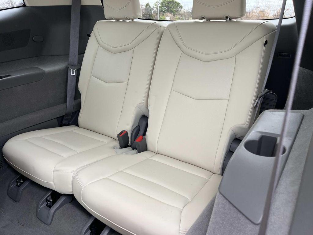 used 2024 Cadillac XT6 car, priced at $47,590