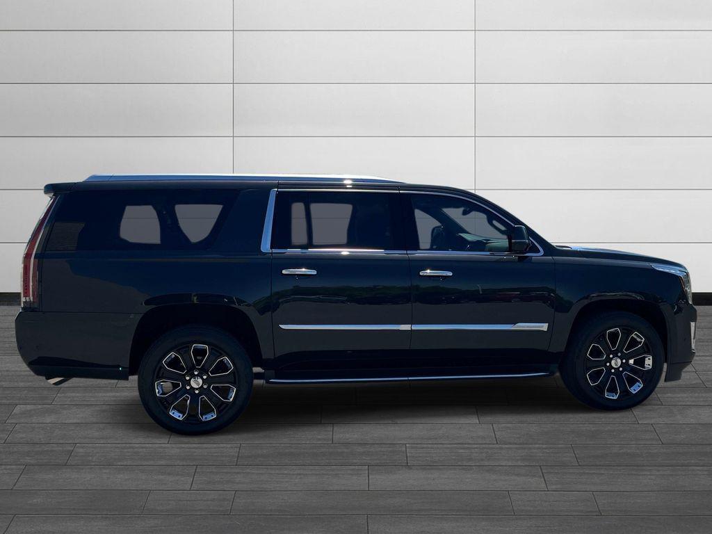 used 2019 Cadillac Escalade ESV car, priced at $29,992