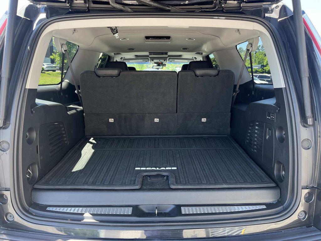 used 2019 Cadillac Escalade ESV car, priced at $29,992
