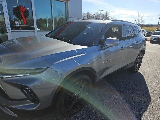 used 2024 Chevrolet Blazer car, priced at $28,203