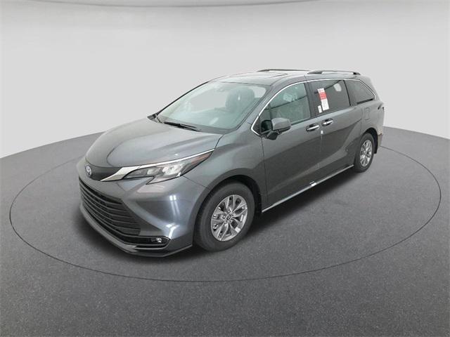 new 2025 Toyota Sienna car