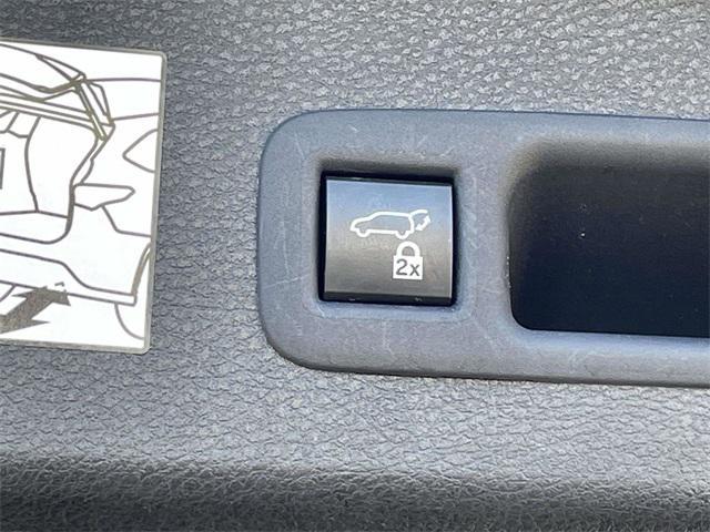 used 2024 Toyota Sienna car, priced at $38,480