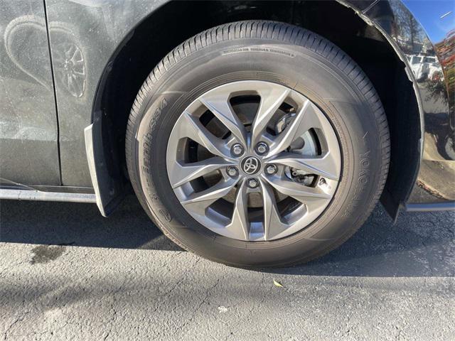 used 2025 Toyota Sienna car, priced at $45,364