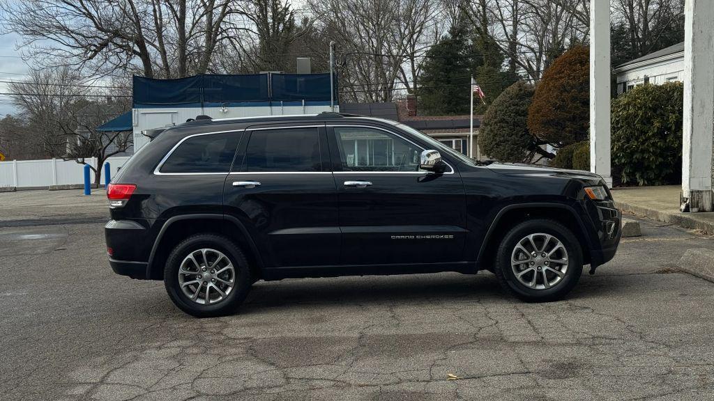used 2015 Jeep Grand Cherokee car, priced at $11,995