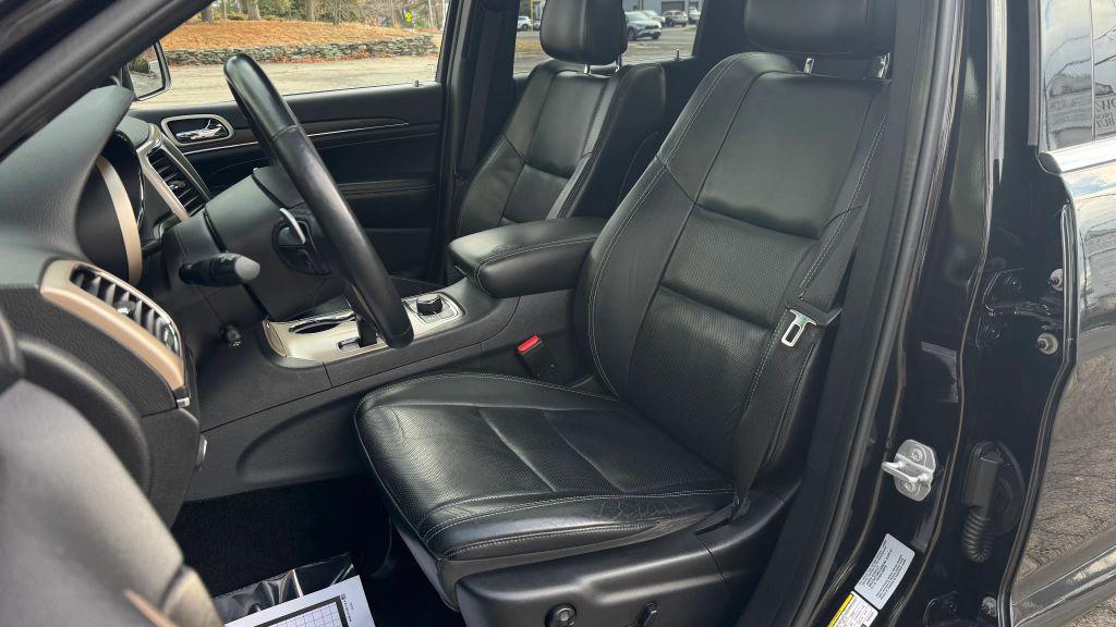 used 2015 Jeep Grand Cherokee car, priced at $11,995