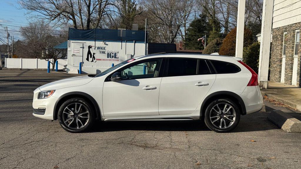 used 2016 Volvo V60 Cross Country car, priced at $13,998