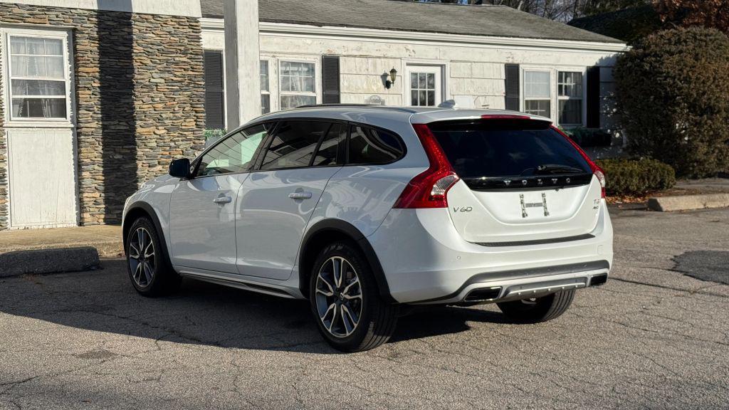 used 2016 Volvo V60 Cross Country car, priced at $13,998