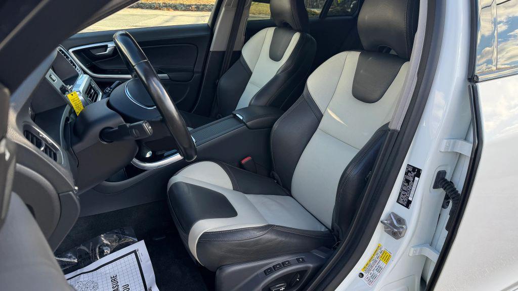 used 2016 Volvo V60 Cross Country car, priced at $13,998