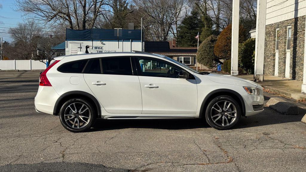 used 2016 Volvo V60 Cross Country car, priced at $13,998