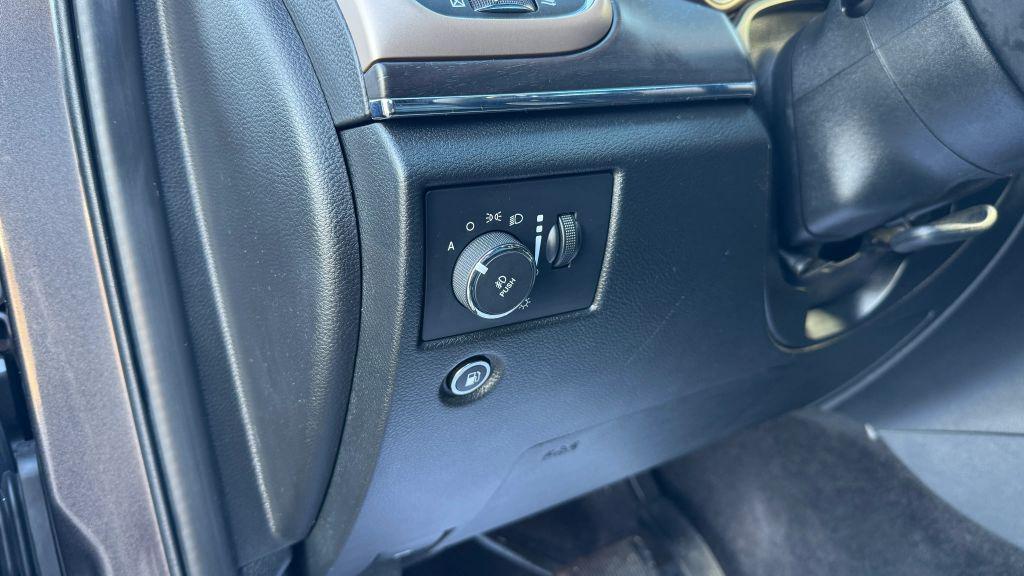 used 2016 Jeep Grand Cherokee car, priced at $16,999