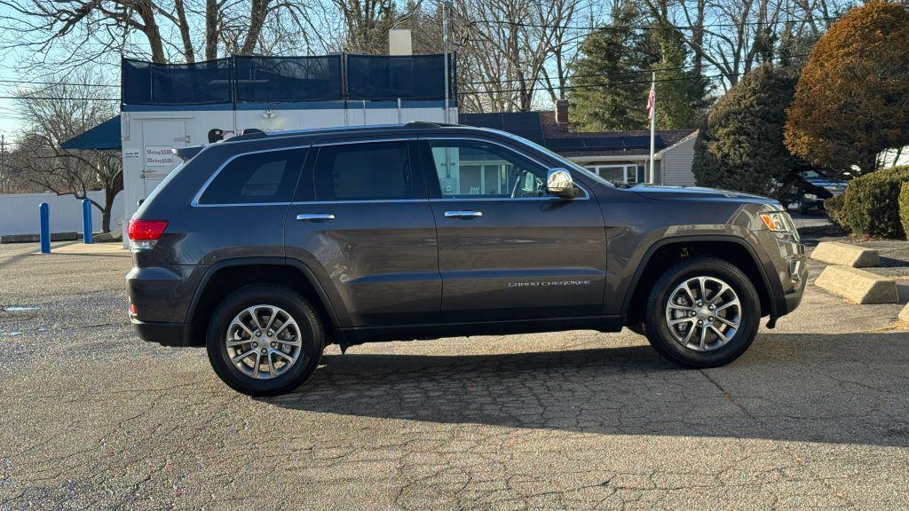 used 2016 Jeep Grand Cherokee car, priced at $16,999