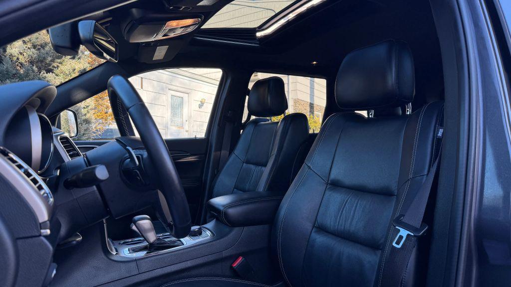 used 2016 Jeep Grand Cherokee car, priced at $16,999