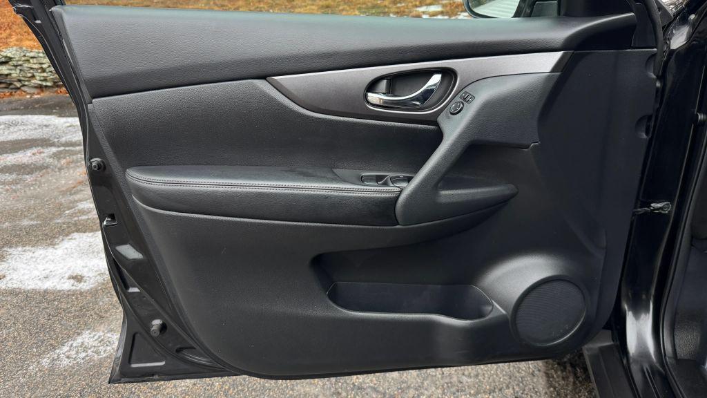 used 2016 Nissan Rogue car, priced at $11,999