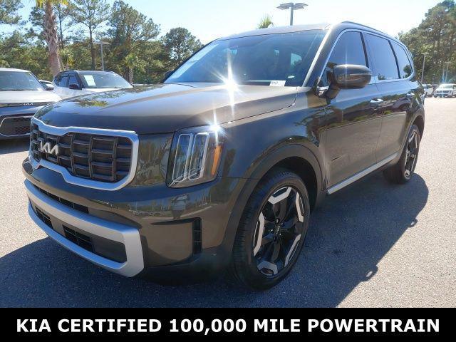 used 2025 Kia Telluride car, priced at $37,698