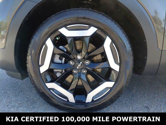 used 2025 Kia Telluride car, priced at $37,698