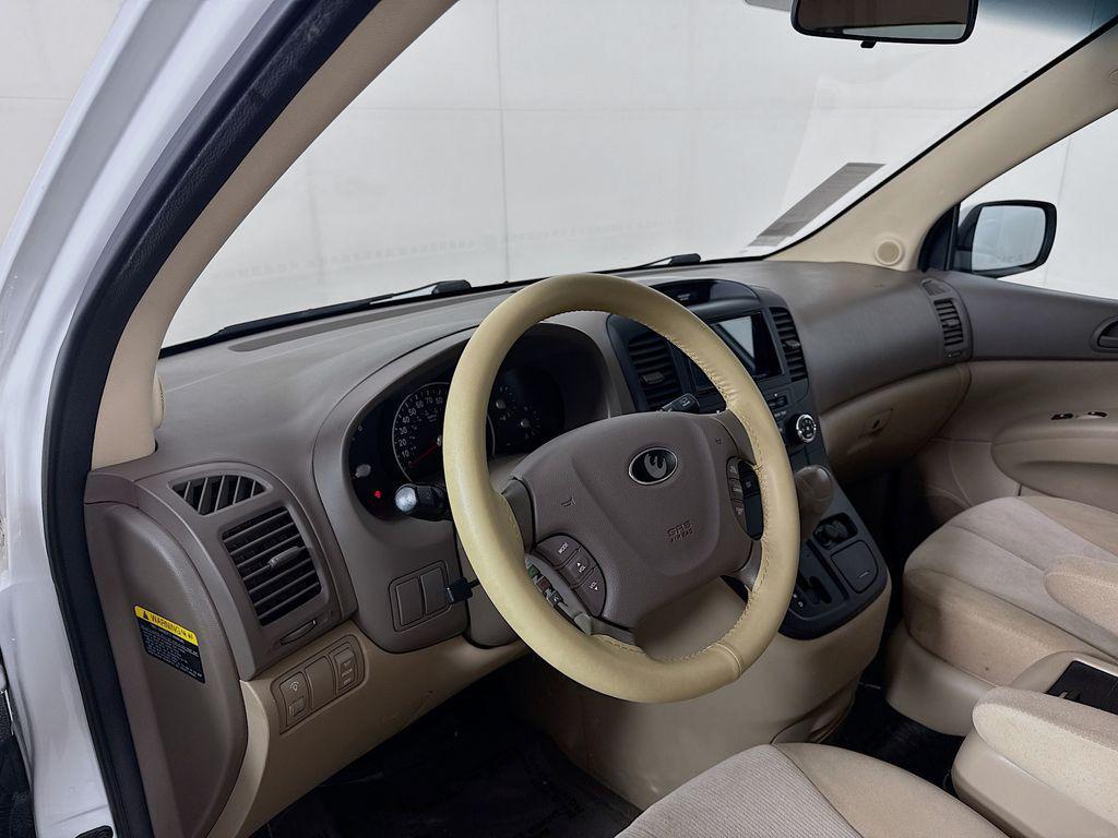 used 2014 Kia Sedona car, priced at $7,990
