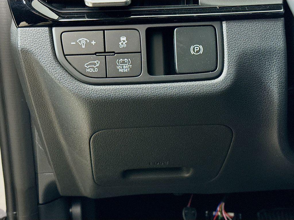 new 2026 Kia Sportage Hybrid car, priced at $36,250