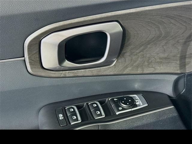 new 2025 Kia Sorento car, priced at $40,169