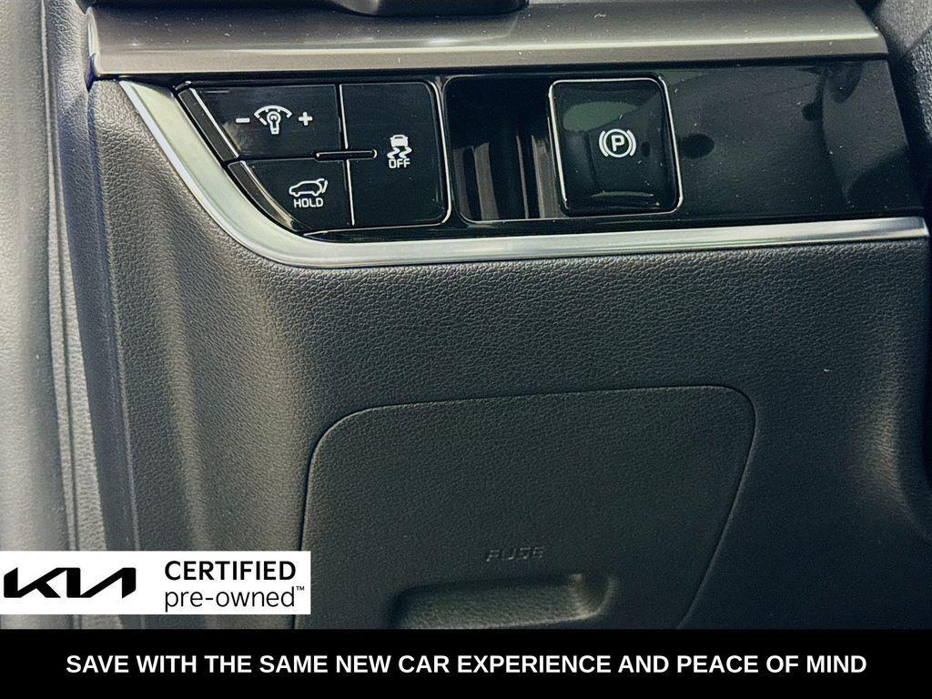 used 2025 Kia Sportage car, priced at $30,424