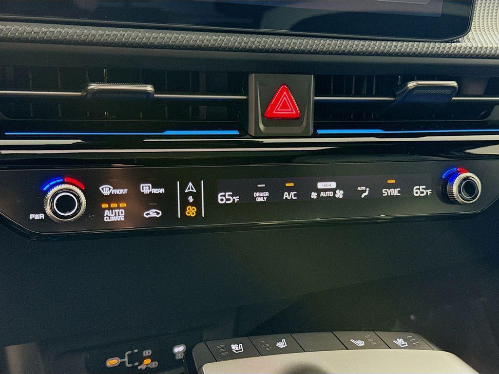 new 2025 Kia EV6 car, priced at $44,099