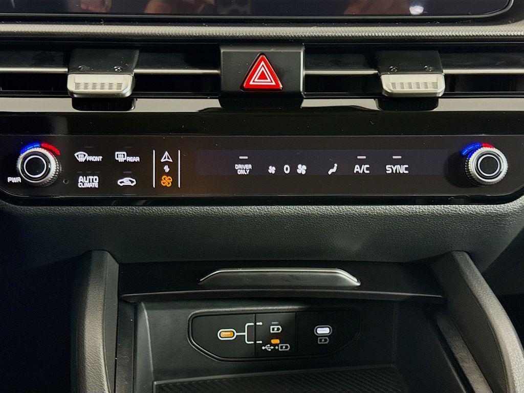 new 2026 Kia Sportage car, priced at $33,365