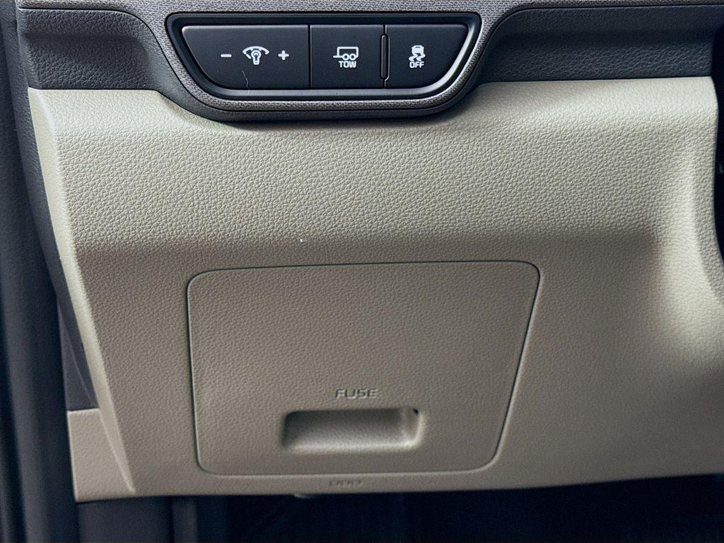 new 2026 Kia Carnival Hybrid car, priced at $44,800