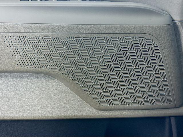 new 2026 Kia Carnival Hybrid car, priced at $45,145