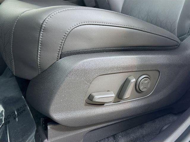 new 2026 Kia Carnival Hybrid car, priced at $45,145