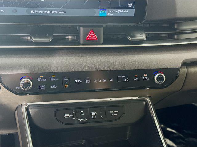 new 2026 Kia Carnival Hybrid car, priced at $45,145