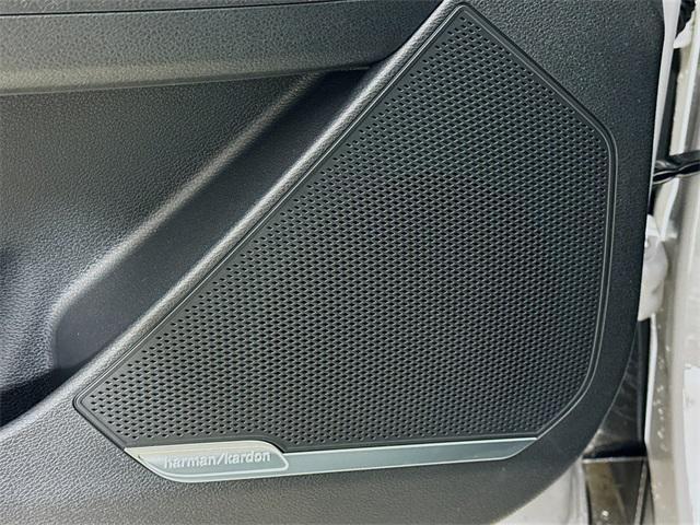 new 2026 Kia Sportage Hybrid car, priced at $43,219