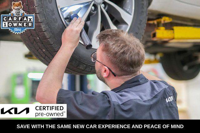 used 2024 Kia Sorento car, priced at $27,237