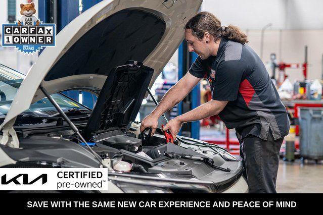 used 2024 Kia Sorento car, priced at $27,237