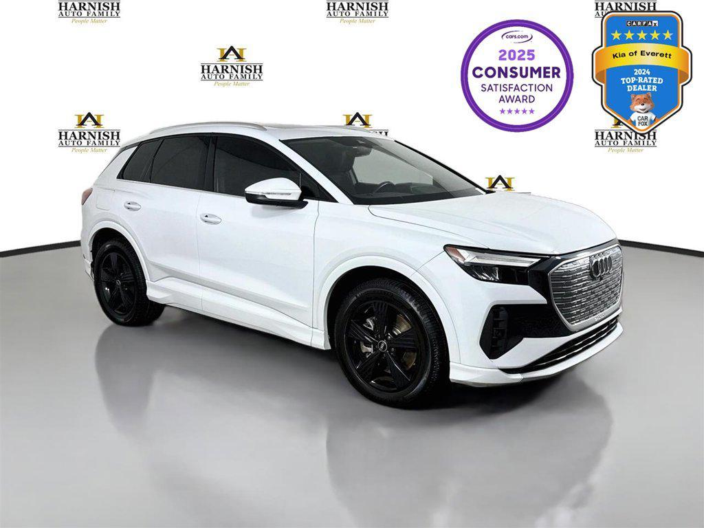 2022 Audi e-tron in Glacier White Metallic for sale in the USA