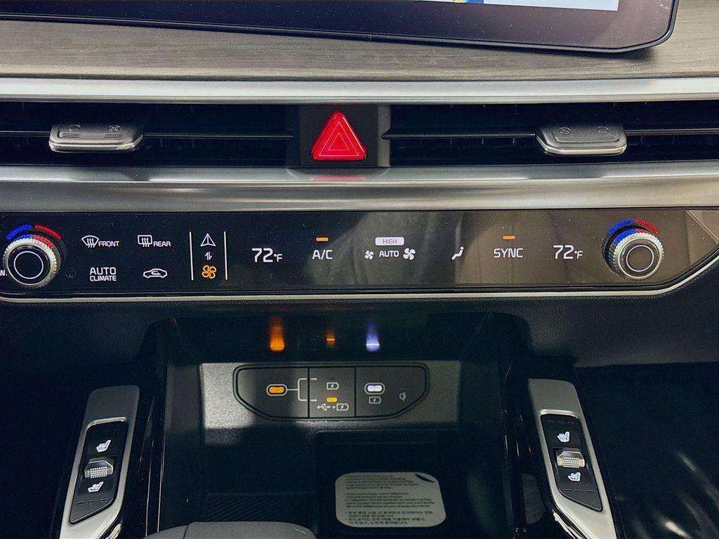 new 2026 Kia Sorento car, priced at $47,779