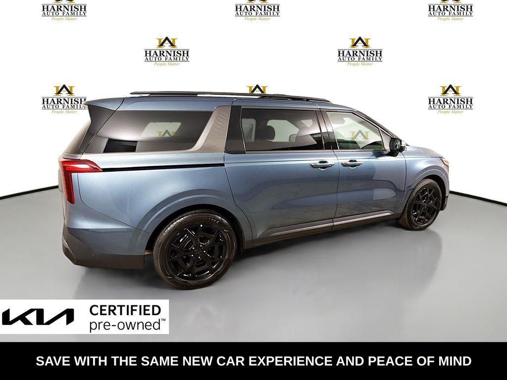 used 2025 Kia Carnival car, priced at $44,019