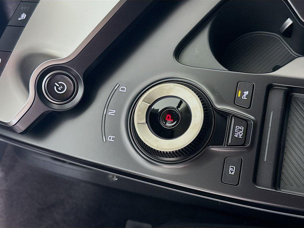 new 2025 Kia EV6 car, priced at $37,689