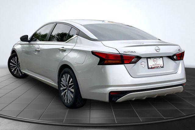 used 2023 Nissan Altima car, priced at $17,497