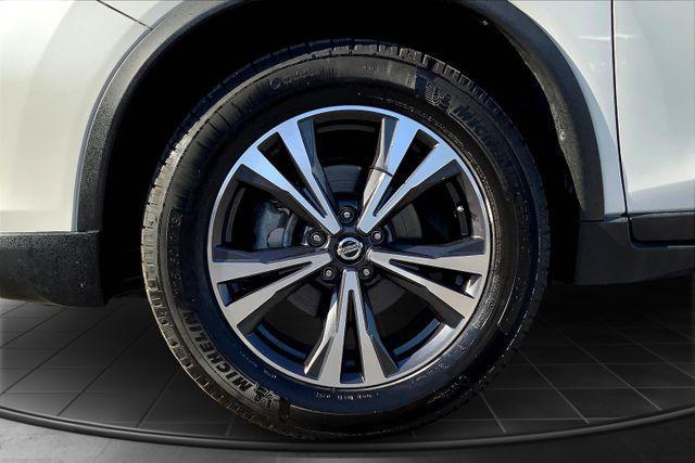 used 2020 Nissan Rogue car, priced at $15,297