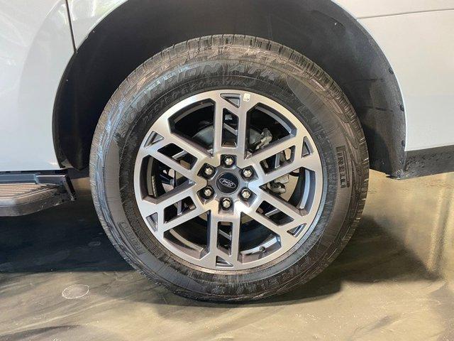 used 2025 Ford Expedition Max car, priced at $45,250