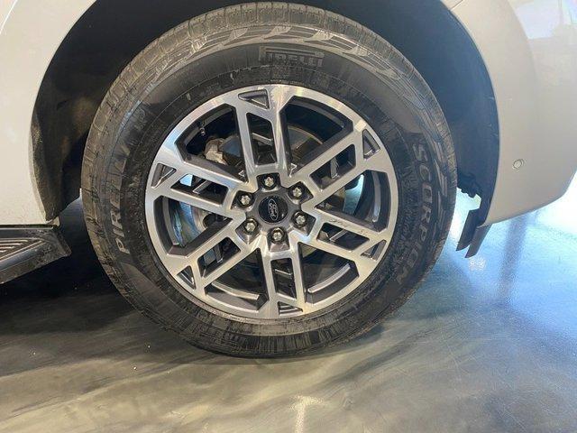 used 2025 Ford Expedition Max car, priced at $45,250