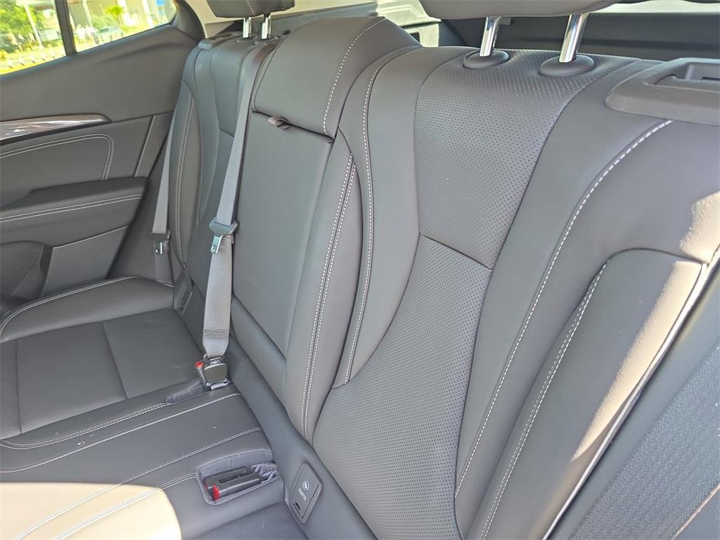 used 2023 Buick Envision car, priced at $27,971