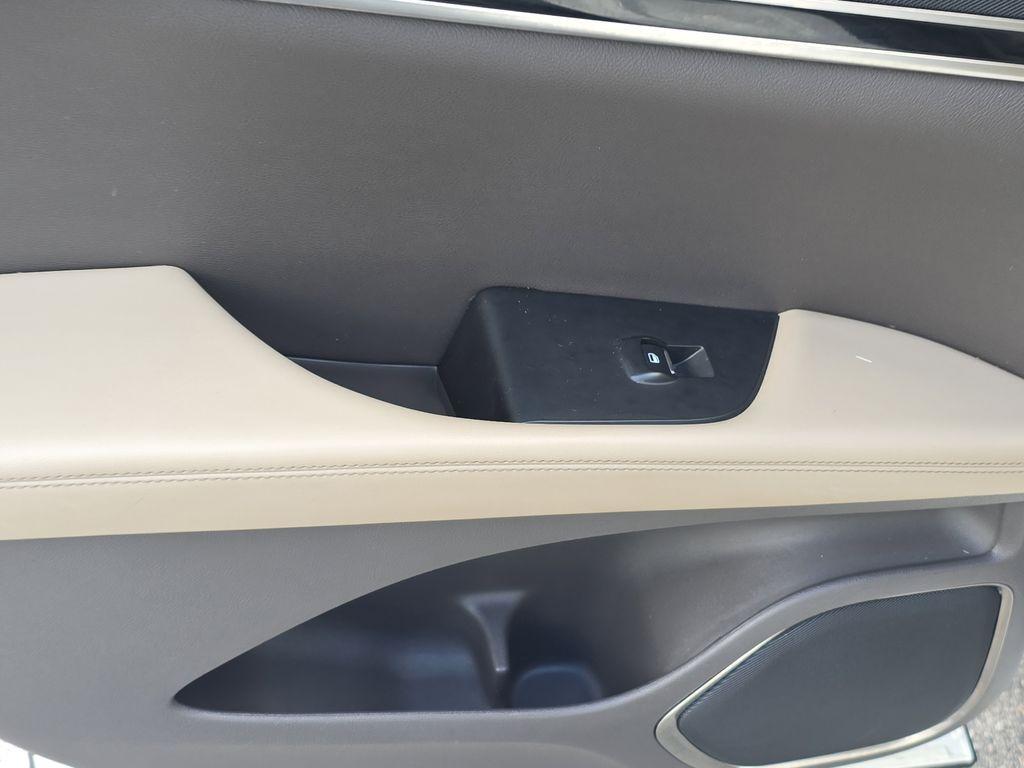 used 2021 Lincoln Nautilus car, priced at $26,831