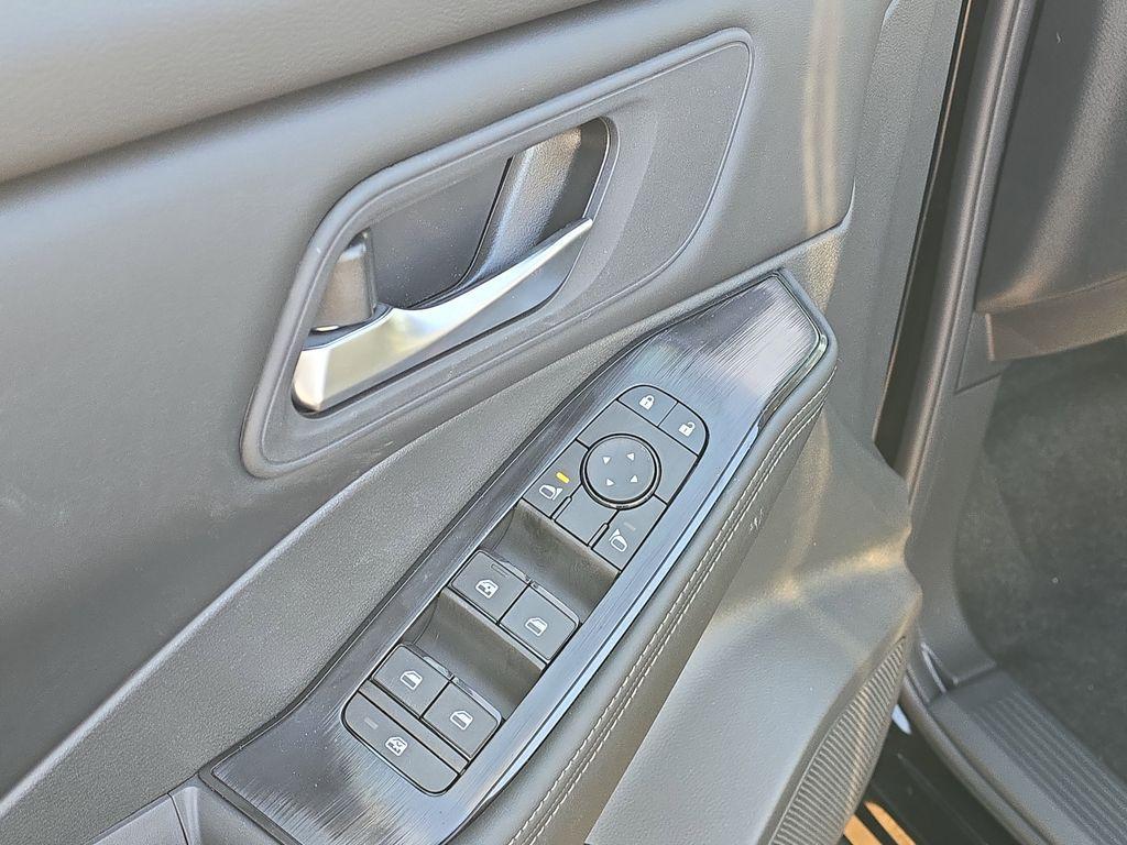 new 2026 Nissan Rogue car, priced at $33,552