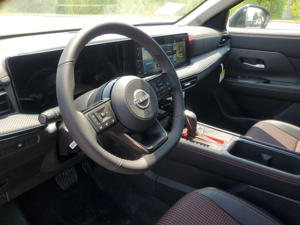 new 2025 Nissan Kicks car, priced at $29,294