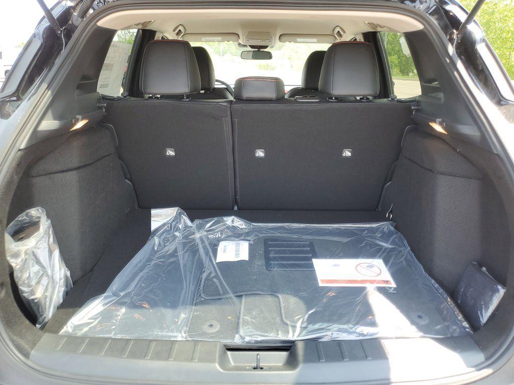 new 2025 Nissan Kicks car, priced at $29,294