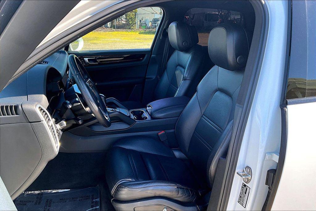 used 2019 Porsche Cayenne car, priced at $32,704