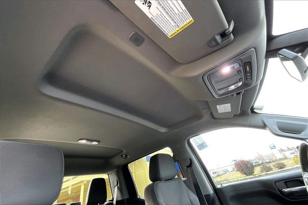 used 2022 GMC Sierra 1500 car, priced at $35,054