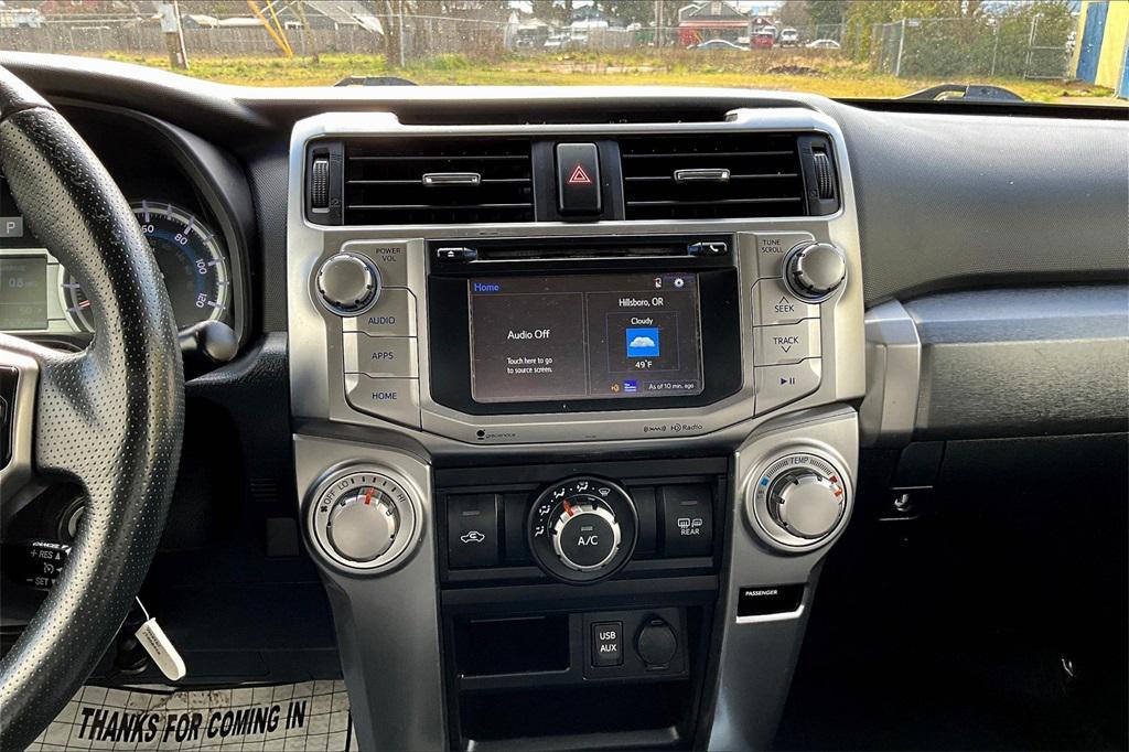 2018 Super White Toyota 4Runner