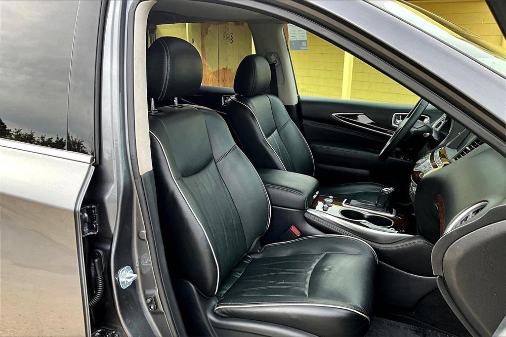 used 2019 INFINITI QX60 car, priced at $18,000